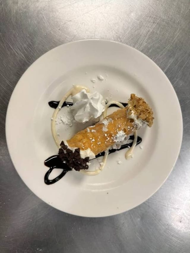 Best Cannoli Ever.